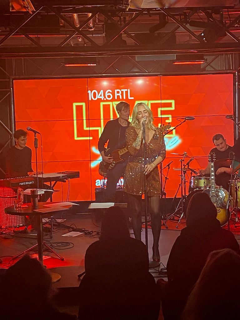 Die 104.6 RTL Live-Lounge mit Sarah Connor